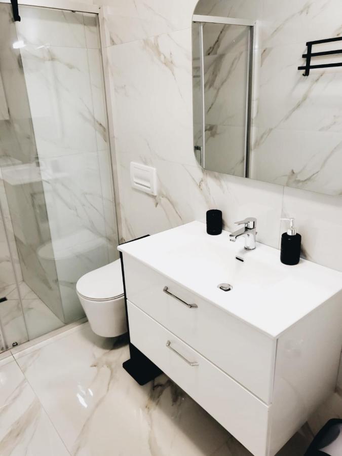 Stella Apartment Sarandë Eksteriør billede