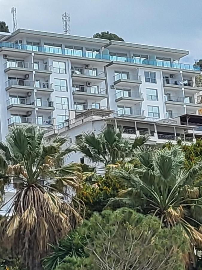 Stella Apartment Sarandë Eksteriør billede